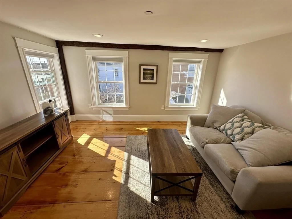 2 bed, 2 bath apartment for rent at 8 Osborne St Unit 3, Glenwood — photo 14 of 22