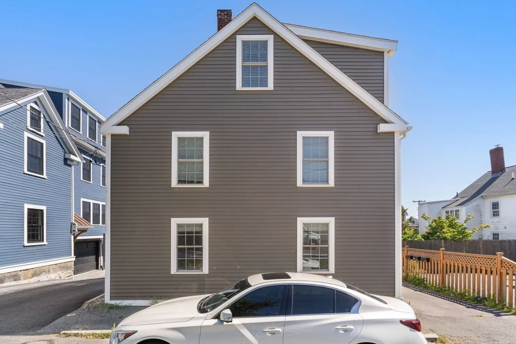 3 bed, 2 bath apartment for rent at 8 Osborne Unit 1, Salem — photo 26 of 27