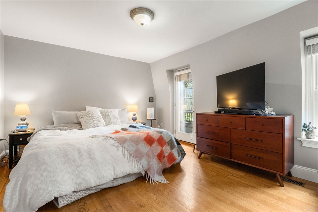 2 bed, 1 bath apartment for rent at 8 Pacific St Unit 2, South Boston — photo 17 of 25