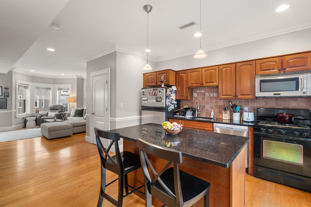 2 bed, 1 bath apartment for rent at 8 Pacific St Unit 2, South Boston — photo 10 of 25