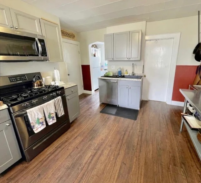 3 bed, 1 bath apartment for rent at 8 Park Ave Unit 1, Somerville