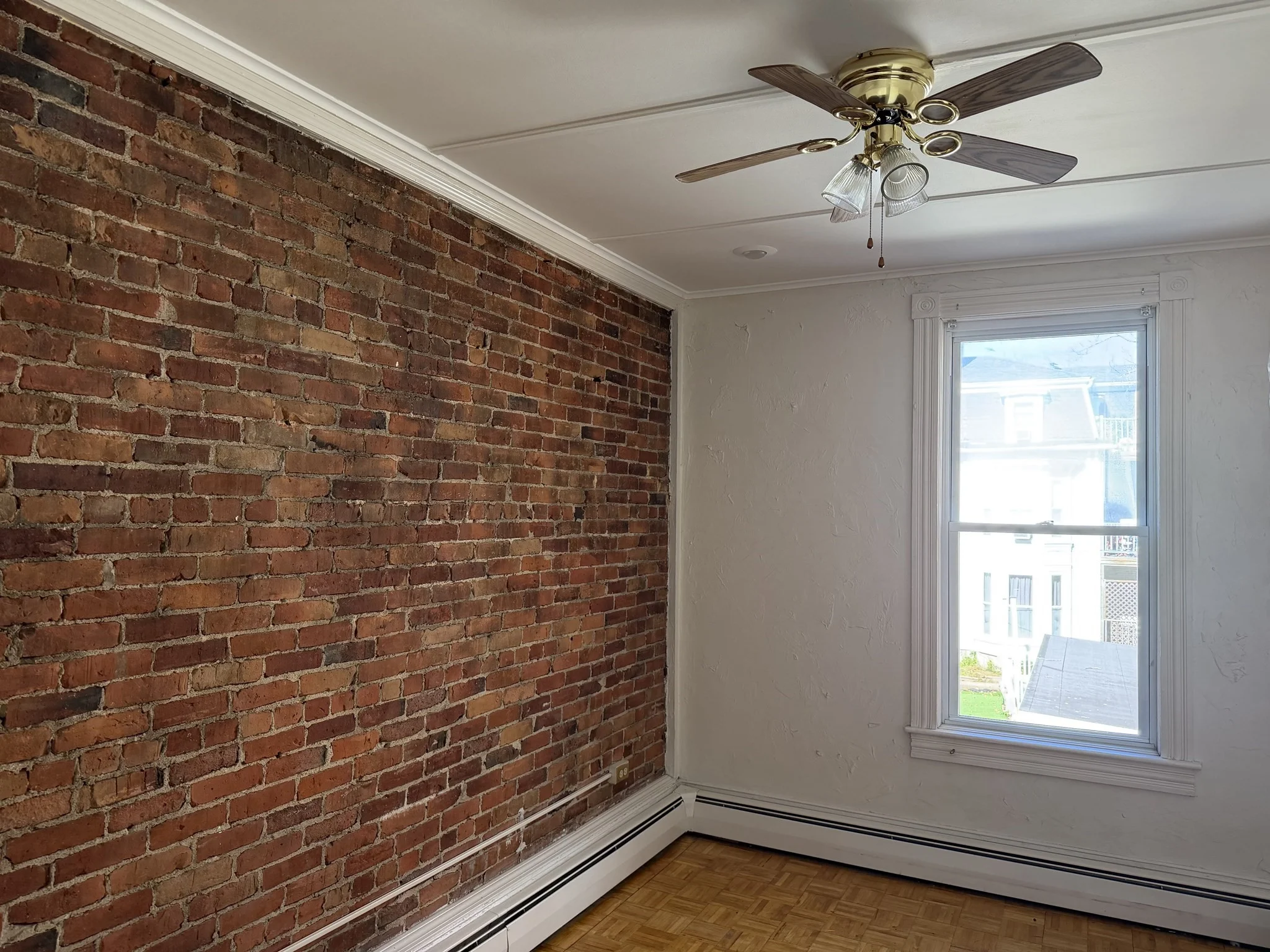 1 bed, 1 bath apartment for rent at 8 Park St Unit 4, Zip 01830 — photo 3 of 6