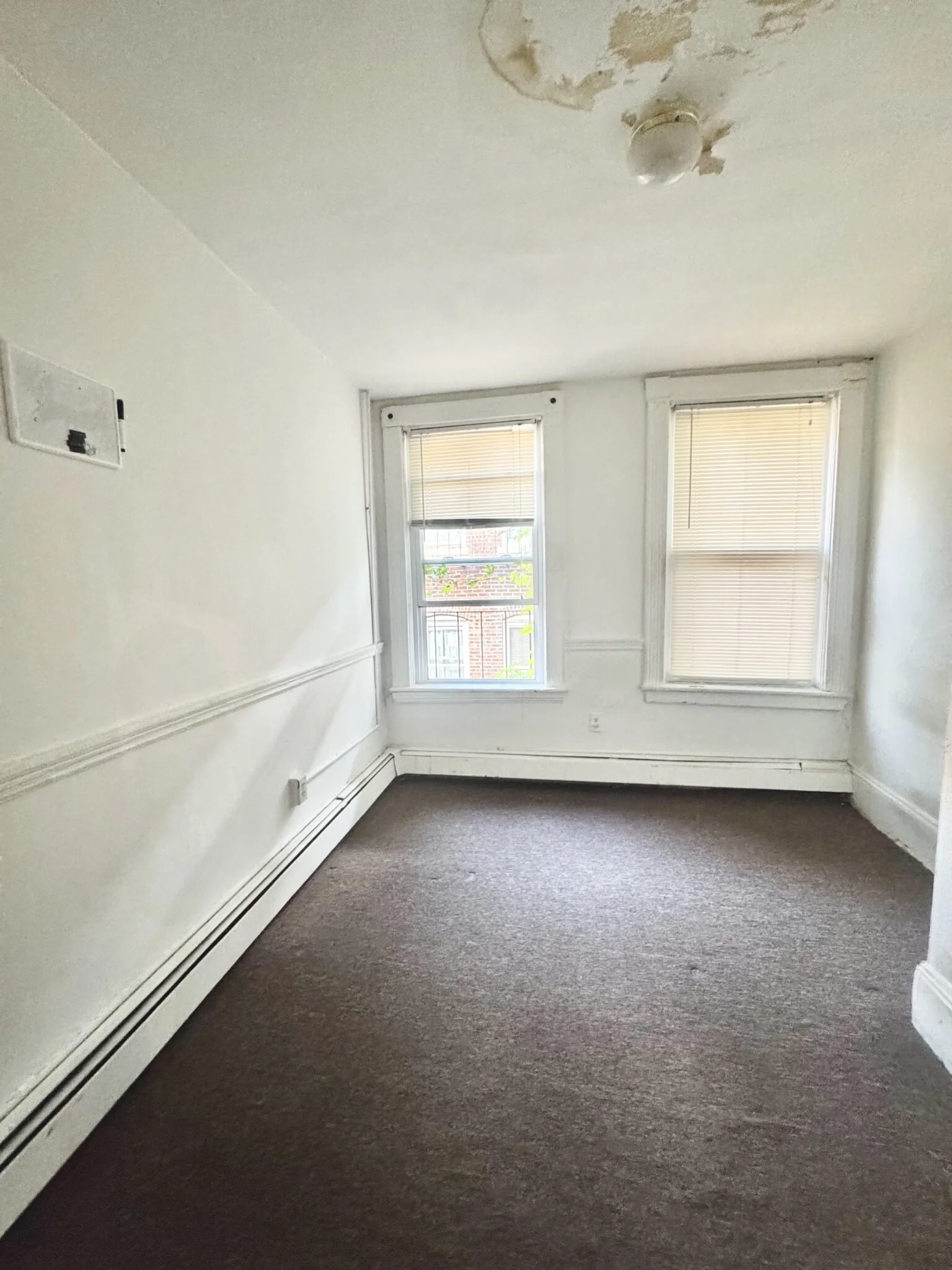 3 bed, 1 bath apartment for rent at 8 Parker Hill Ave Unit 3, Mission Hill — photo 10 of 12