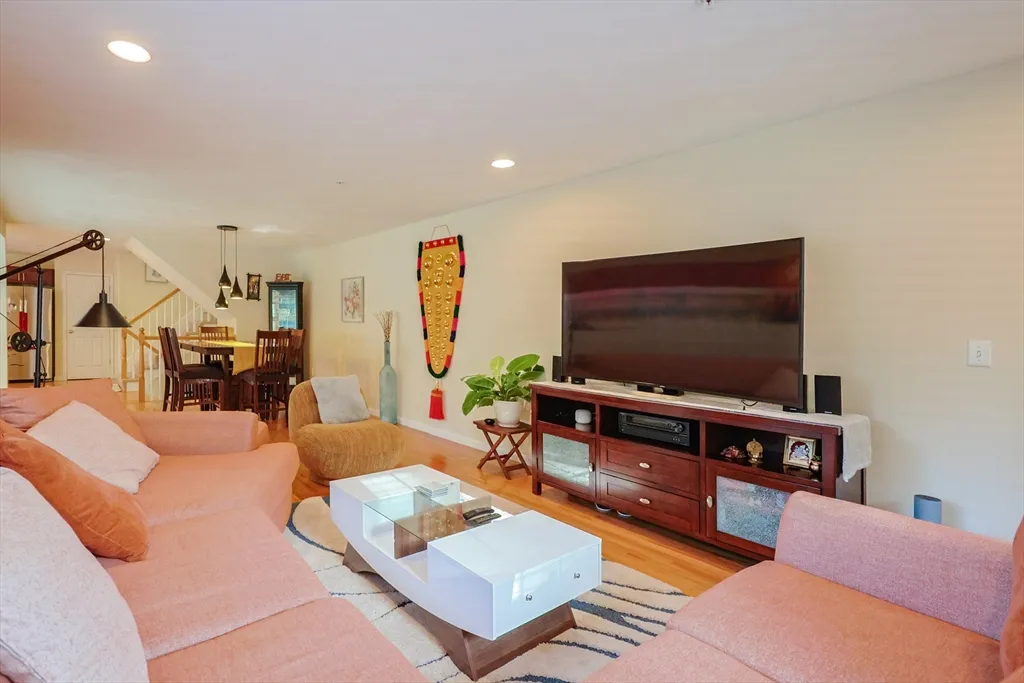 2 bed, 2 bath apartment for rent at 8 Patriots Blvd Unit 8, Hopkinton — photo 13 of 31