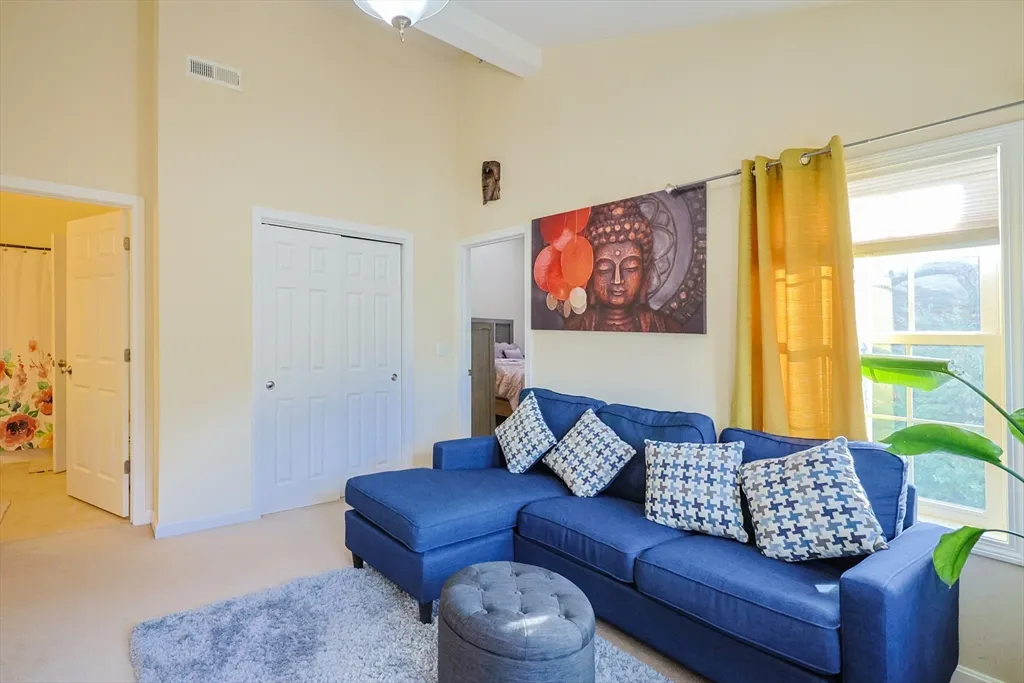 2 bed, 2 bath apartment for rent at 8 Patriots Blvd Unit 8, Hopkinton — photo 16 of 31