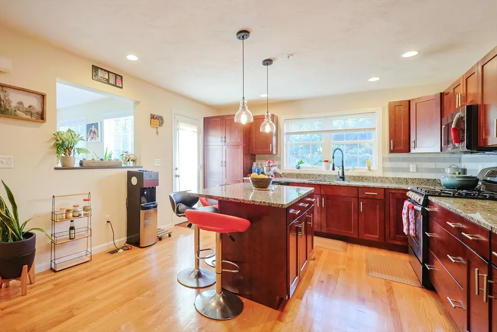 2 bed, 2 bath apartment for rent at 8 Patriots Blvd Unit 8, Hopkinton — photo 26 of 31