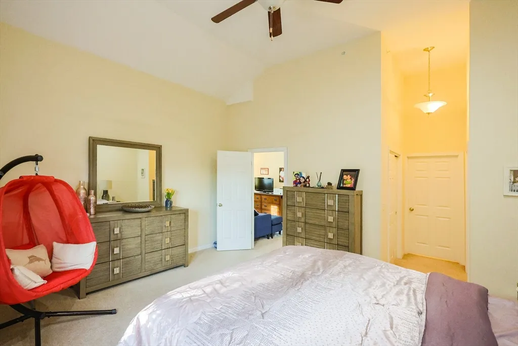 2 bed, 2 bath apartment for rent at 8 Patriots Blvd Unit 8, Hopkinton — photo 10 of 31