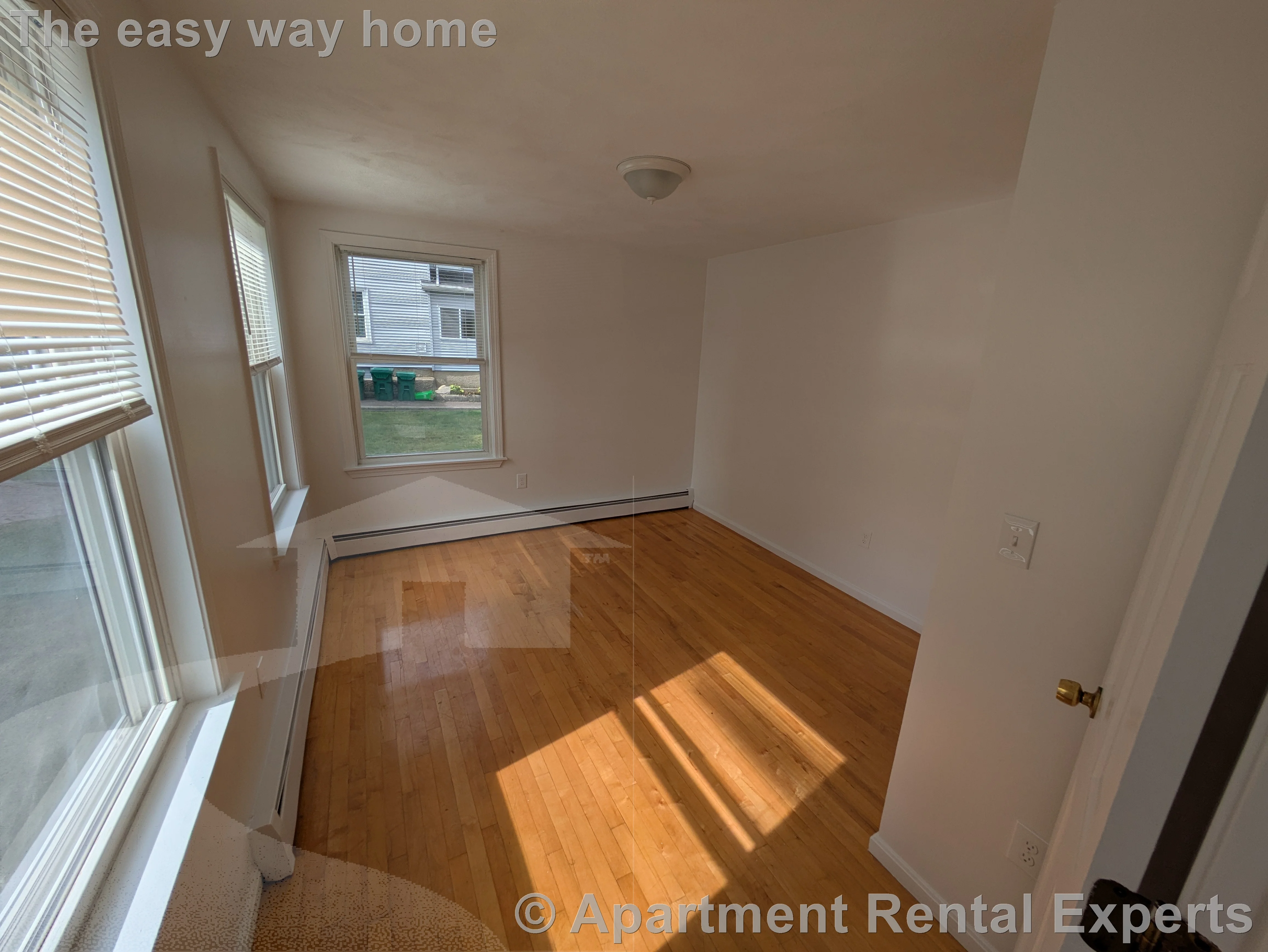 4 bed, 1 bath apartment for rent at 8 Pearl St Unit 2, Tufts — photo 6 of 19