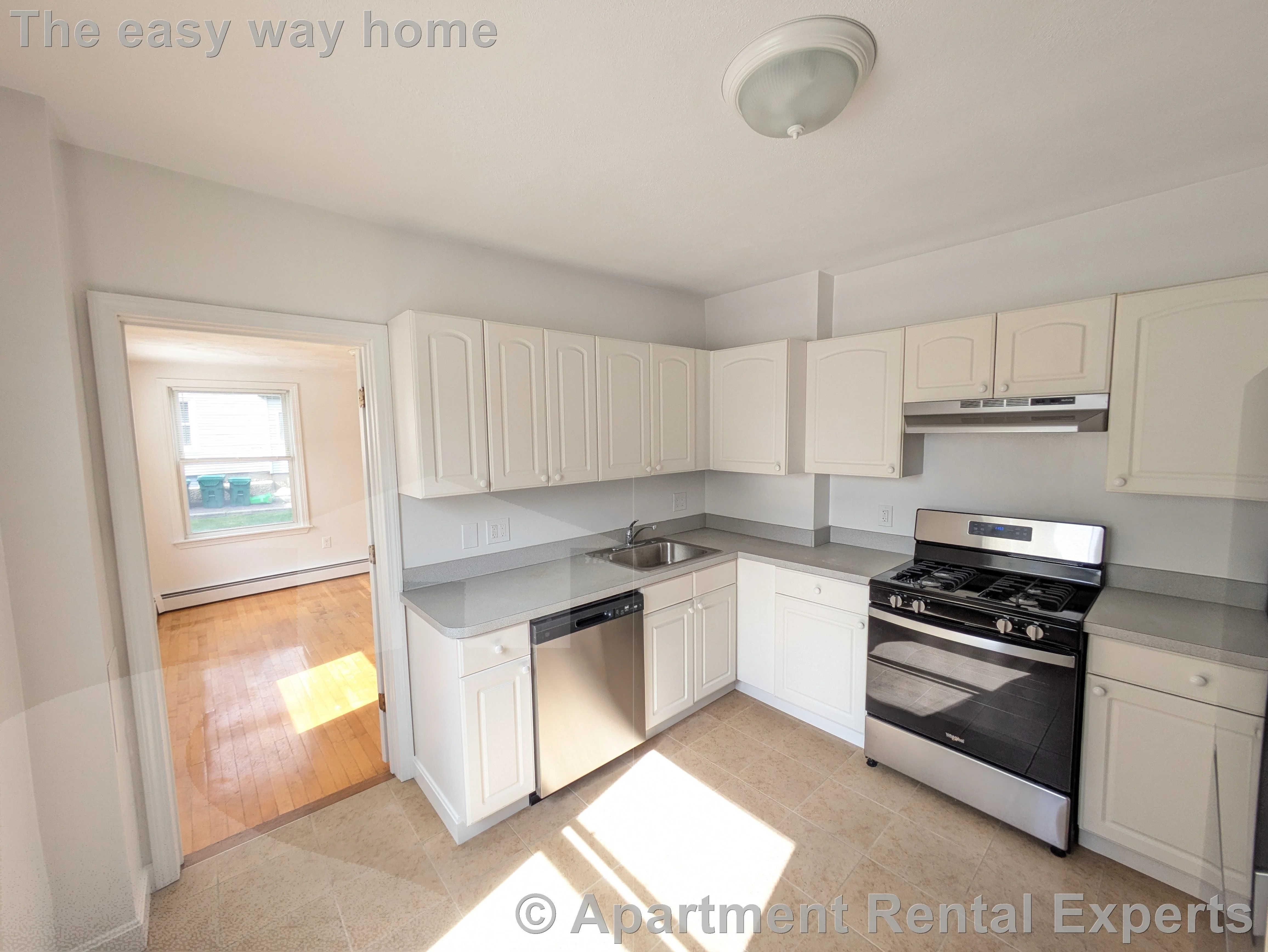 4 bed, 1 bath apartment for rent at 8 Pearl St Unit 2, Tufts — photo 8 of 19