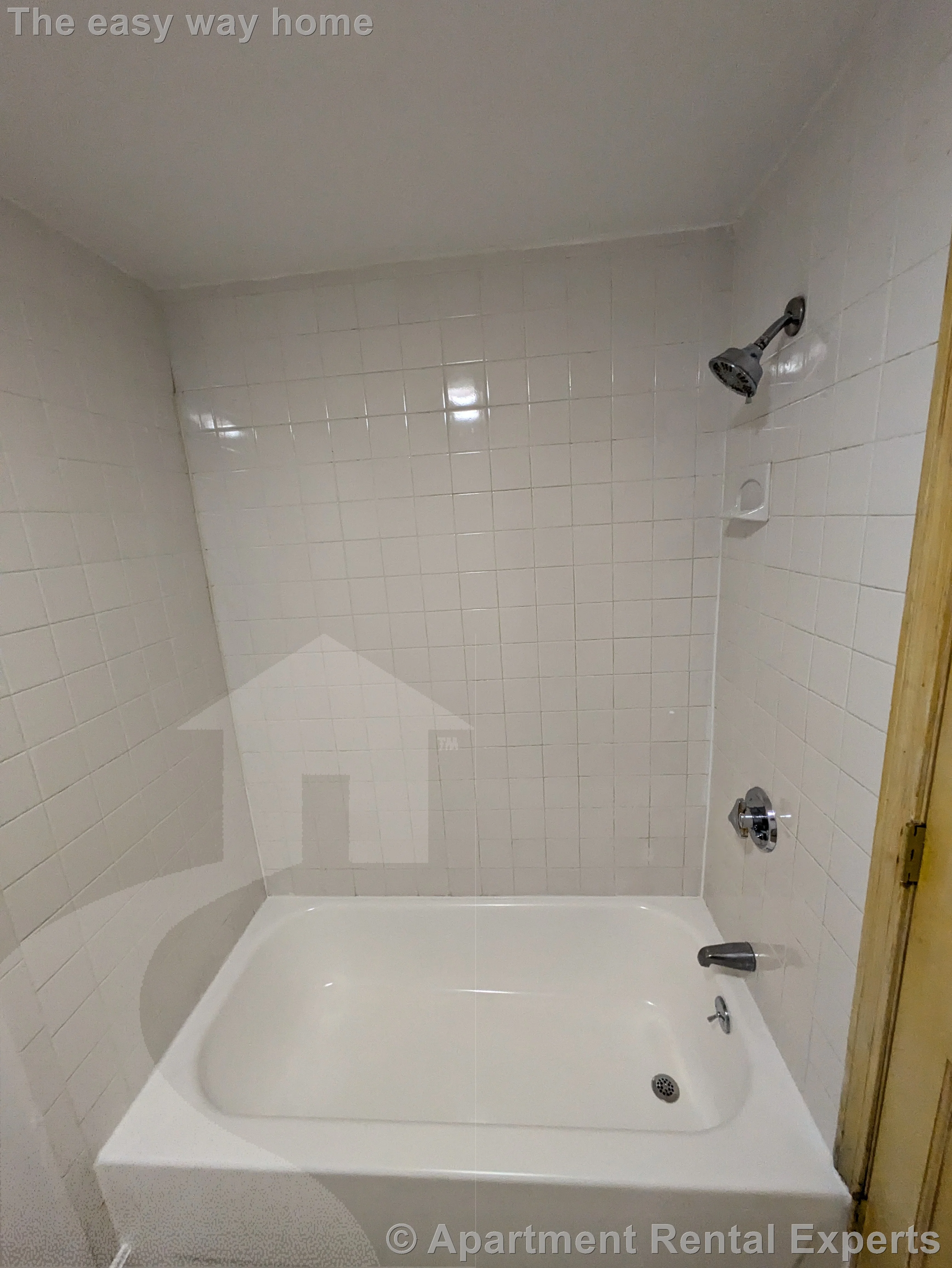 4 bed, 1 bath apartment for rent at 8 Pearl St Unit 2, Tufts — photo 14 of 19