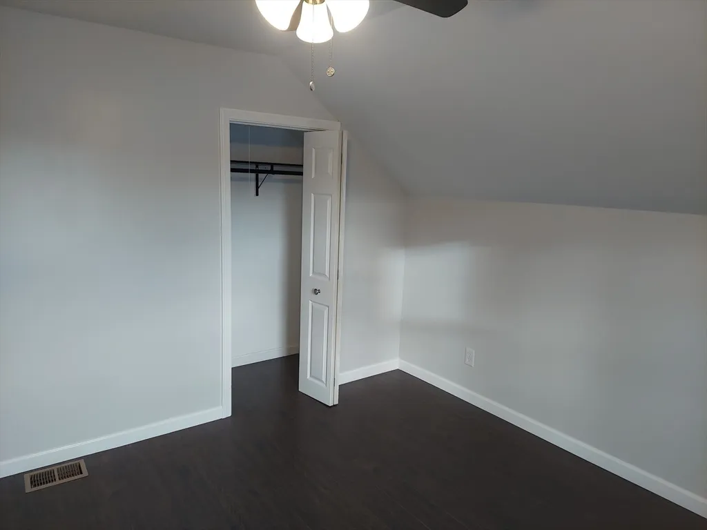 3 bed, 1 bath apartment for rent at 8 Phillips St, Attleboro — photo 10 of 17