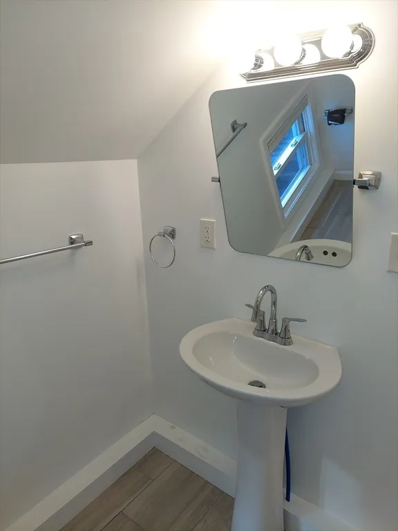 3 bed, 1 bath apartment for rent at 8 Phillips St, Attleboro — photo 15 of 17