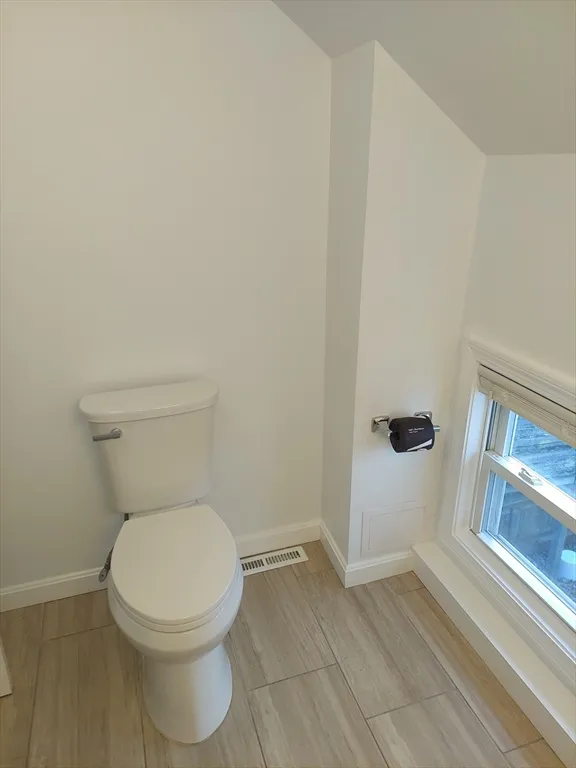 3 bed, 1 bath apartment for rent at 8 Phillips St, Attleboro — photo 16 of 17