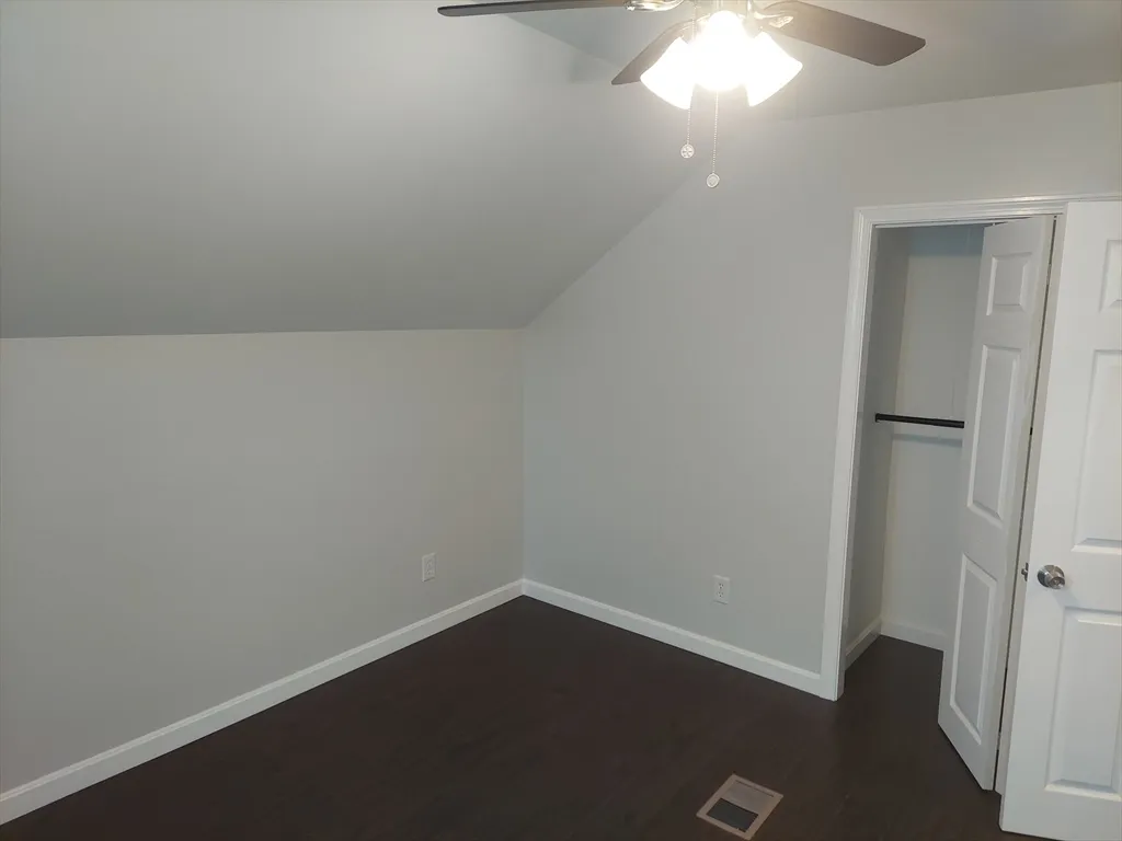 3 bed, 1 bath apartment for rent at 8 Phillips St, Attleboro — photo 14 of 17