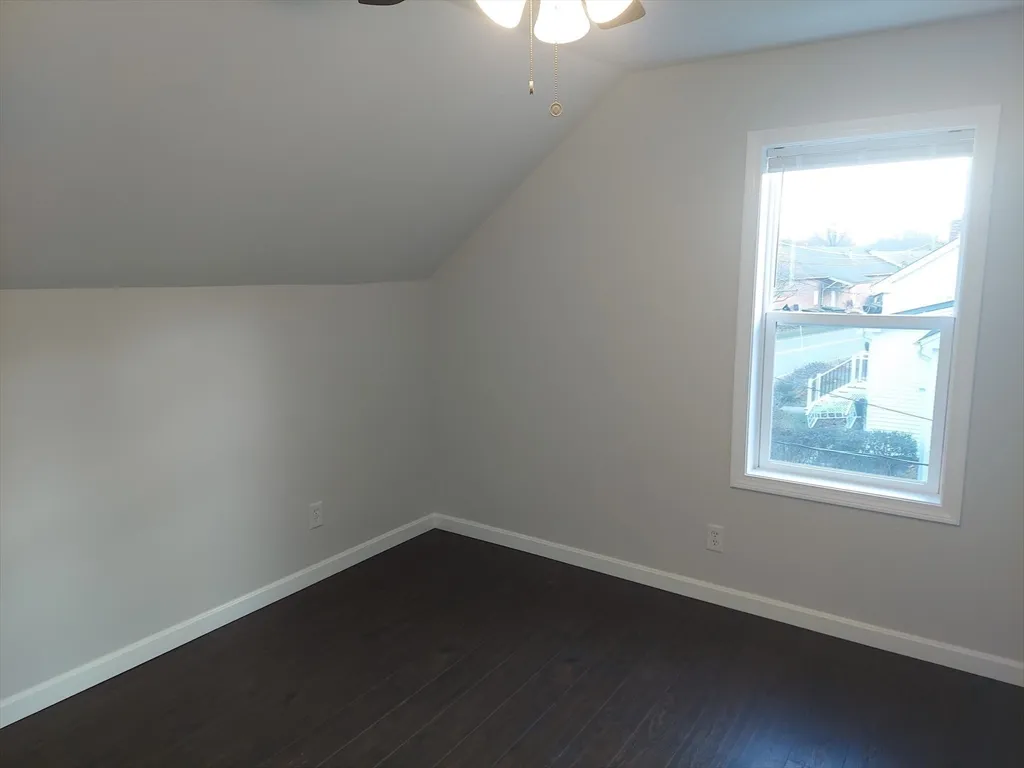 3 bed, 1 bath apartment for rent at 8 Phillips St, Attleboro — photo 11 of 17