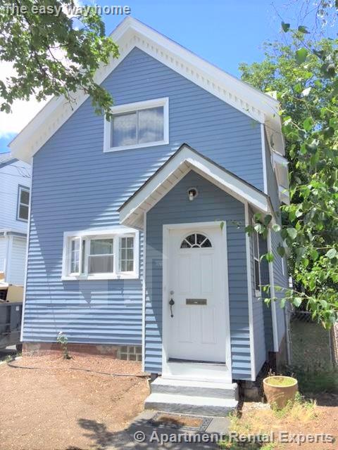 2 bed, 1 bath apartment for rent at 8 Pleasant St, Medford Square — photo 14 of 14