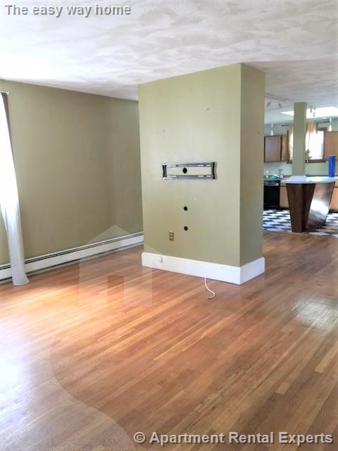2 bed, 1 bath apartment for rent at 8 Pleasant St, Medford Square — photo 10 of 14