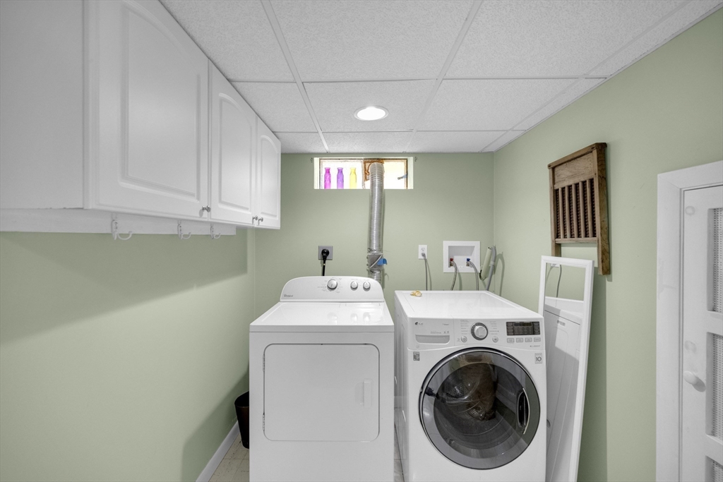 1 bed, 1 bath apartment for rent at 8 Pond St Unit A, Oxford — photo 6 of 8