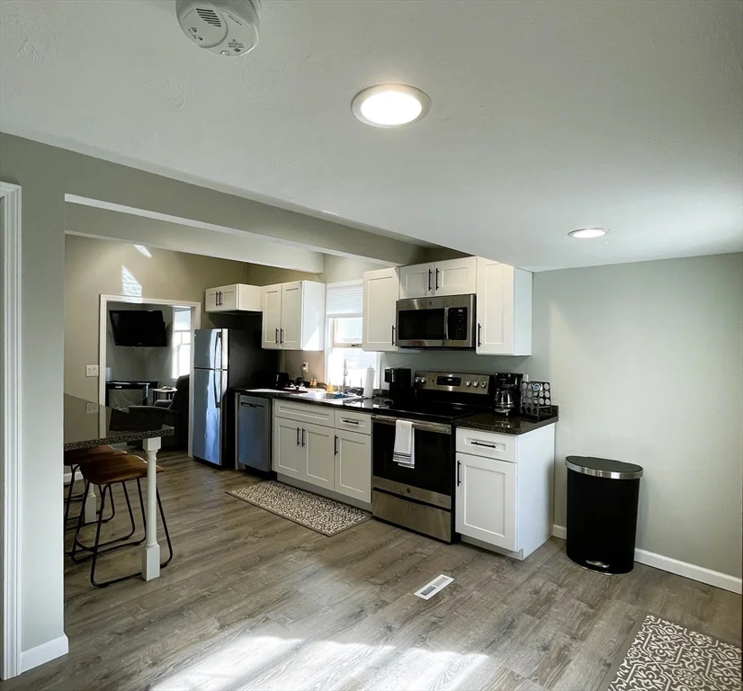 2 bed, 1 bath apartment for rent at 8 Priscilla Ave, Wareham — photo 7 of 16