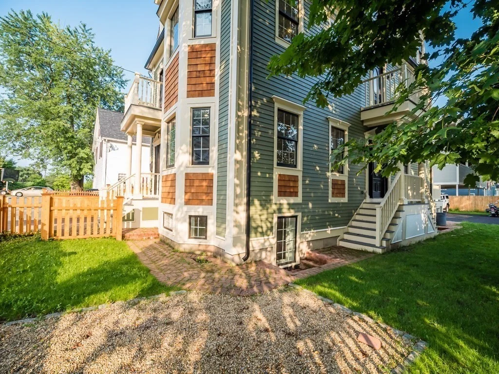 2 bed, 2 bath apartment for rent at 8 Richardson St Unit 2, Winchester — photo 36 of 38