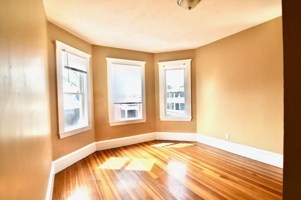3 bed, 1 bath apartment for rent at 8 Ridgewood St Unit 1, Boston — photo 29 of 32
