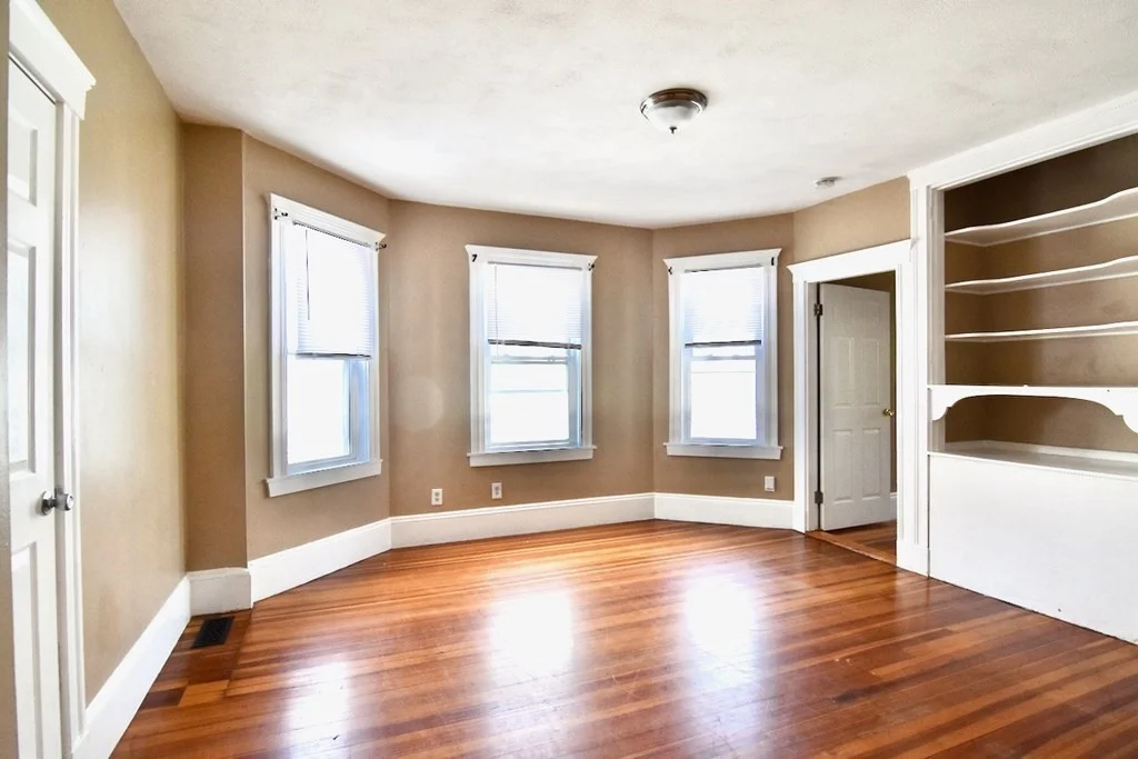 3 bed, 1 bath apartment for rent at 8 Ridgewood St Unit 1, Boston — photo 27 of 32