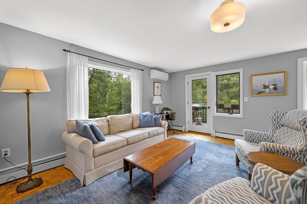 3 bed, 2 bath apartment for rent at 8 Risley Rd, Marblehead Neck — photo 11 of 28