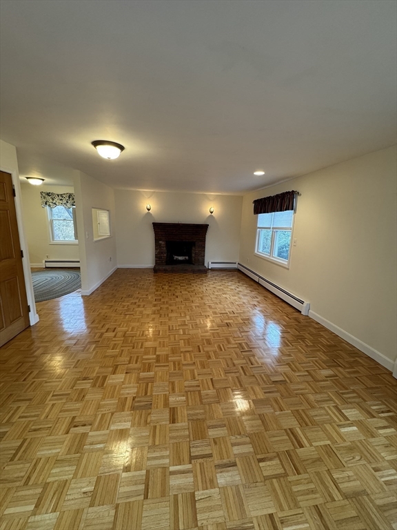 3 bed, 2 bath apartment for rent at 8 Risley Rd, Marblehead Neck — photo 16 of 28