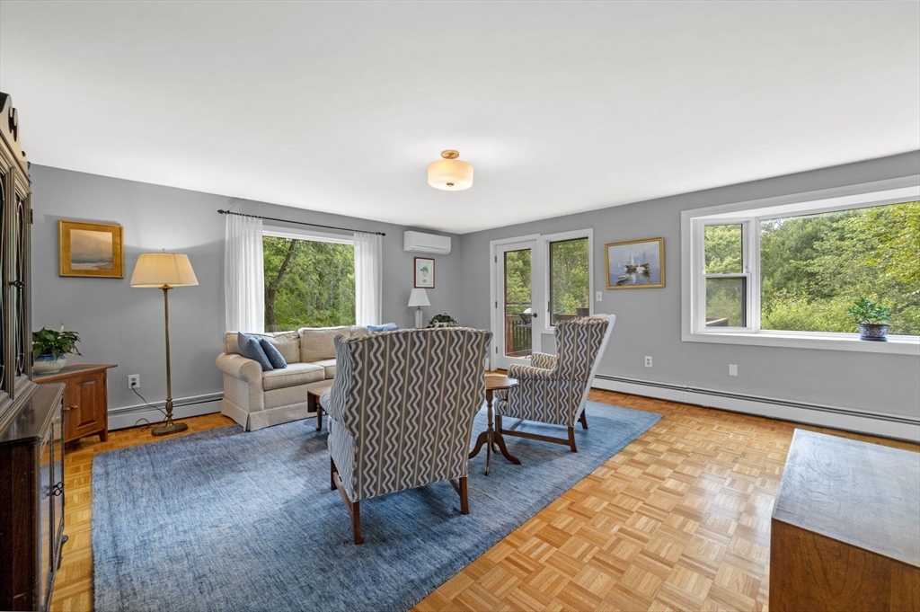 3 bed, 2 bath apartment for rent at 8 Risley Rd, Marblehead Neck — photo 9 of 28