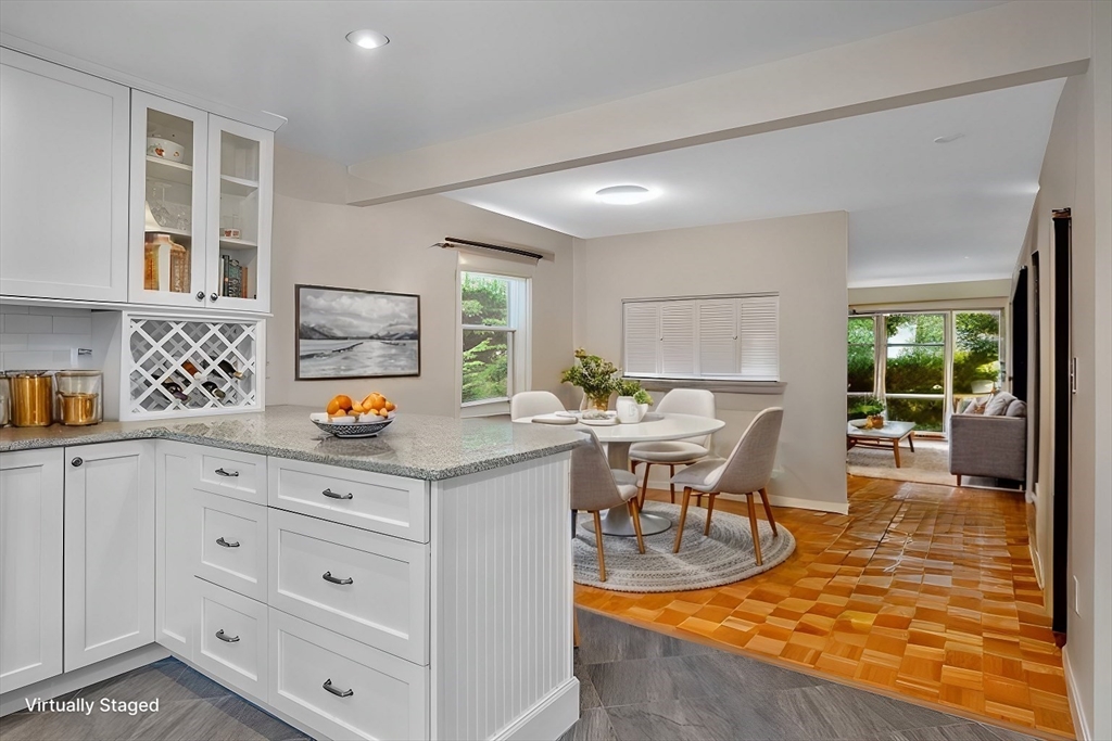3 bed, 2 bath apartment for rent at 8 Risley Rd, Marblehead Neck — photo 6 of 28