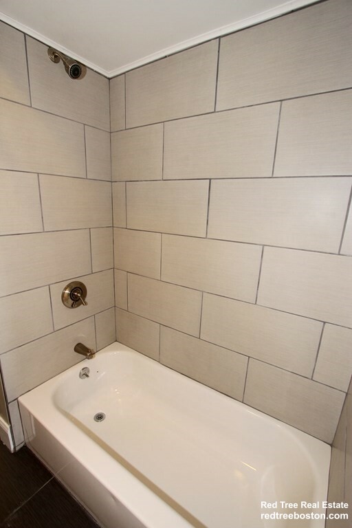 2 bed, 1 bath apartment for rent at 8 Roach St Unit 1, Dorchester — photo 10 of 11