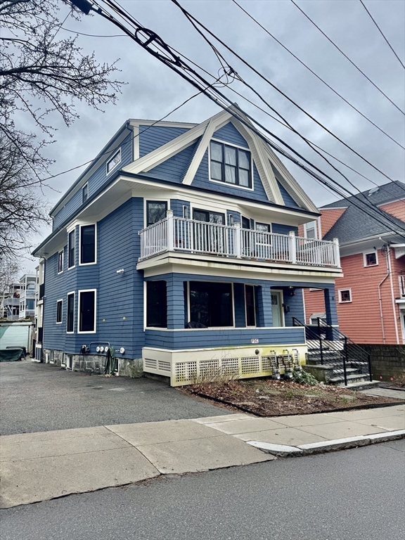 3 bed, 3 bath apartment for rent at 8 Robeson Unit 1, Jamaica Plain — photo 30 of 32