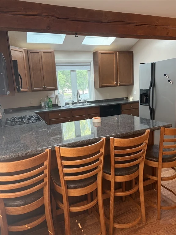 2 bed, 1 bath apartment for rent at 8 Robin Circle Unit 1, Norton — photo 6 of 15