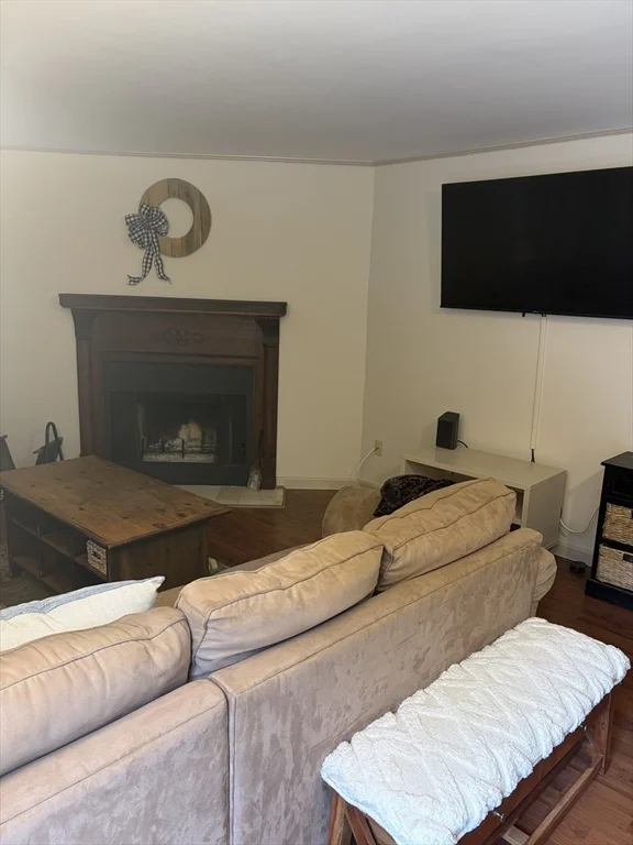 2 bed, 1 bath apartment for rent at 8 Robin Circle Unit 1, Norton — photo 3 of 15