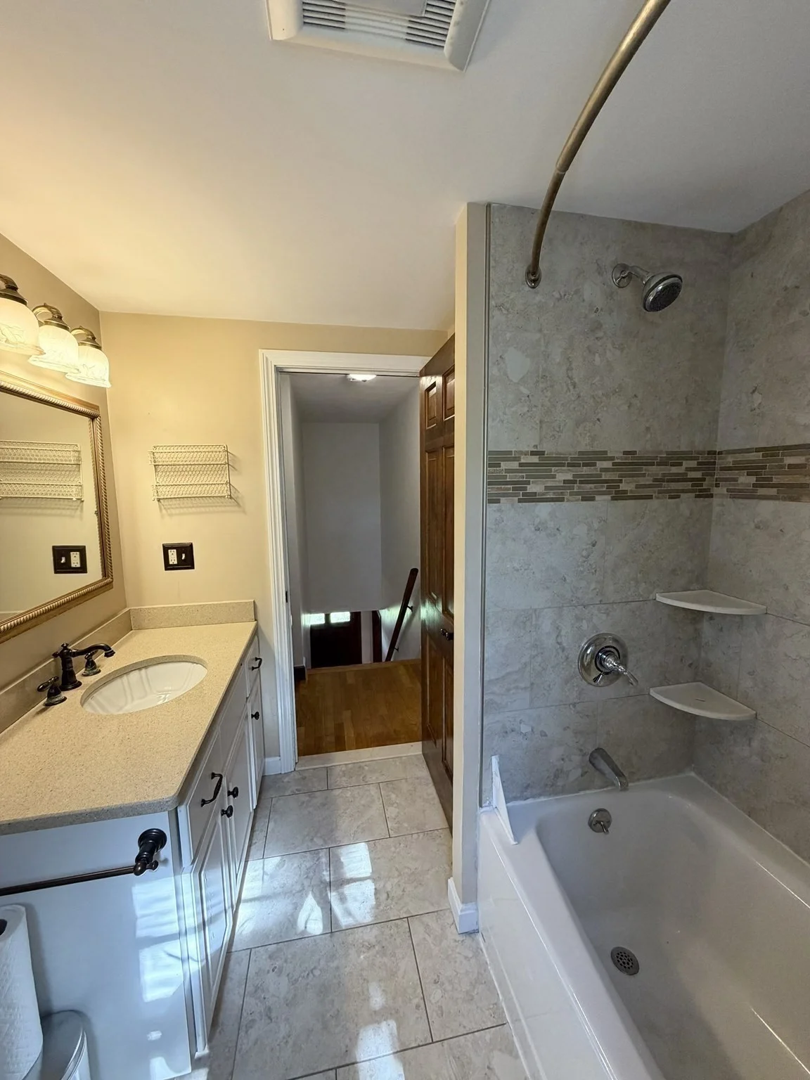 4 bed, 2 bath apartment for rent at 8 Robin Rd, Milford — photo 15 of 27