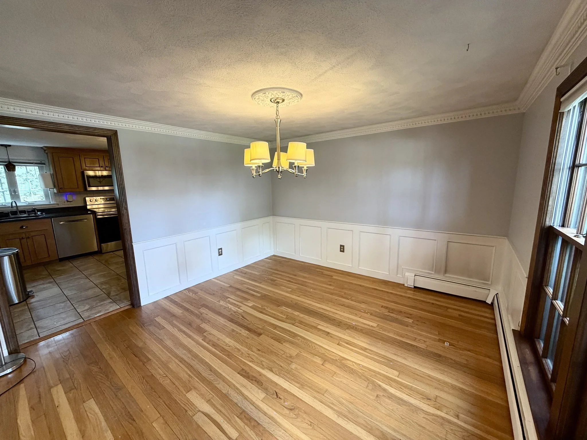 4 bed, 2 bath apartment for rent at 8 Robin Rd, Milford — photo 9 of 27
