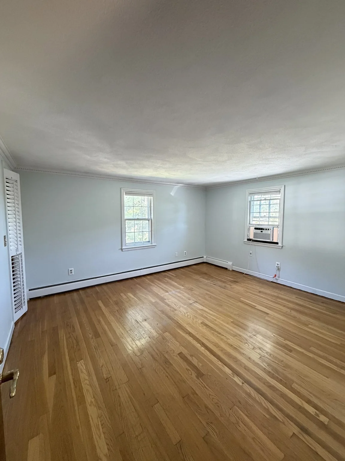 4 bed, 2 bath apartment for rent at 8 Robin Rd, Milford — photo 12 of 27