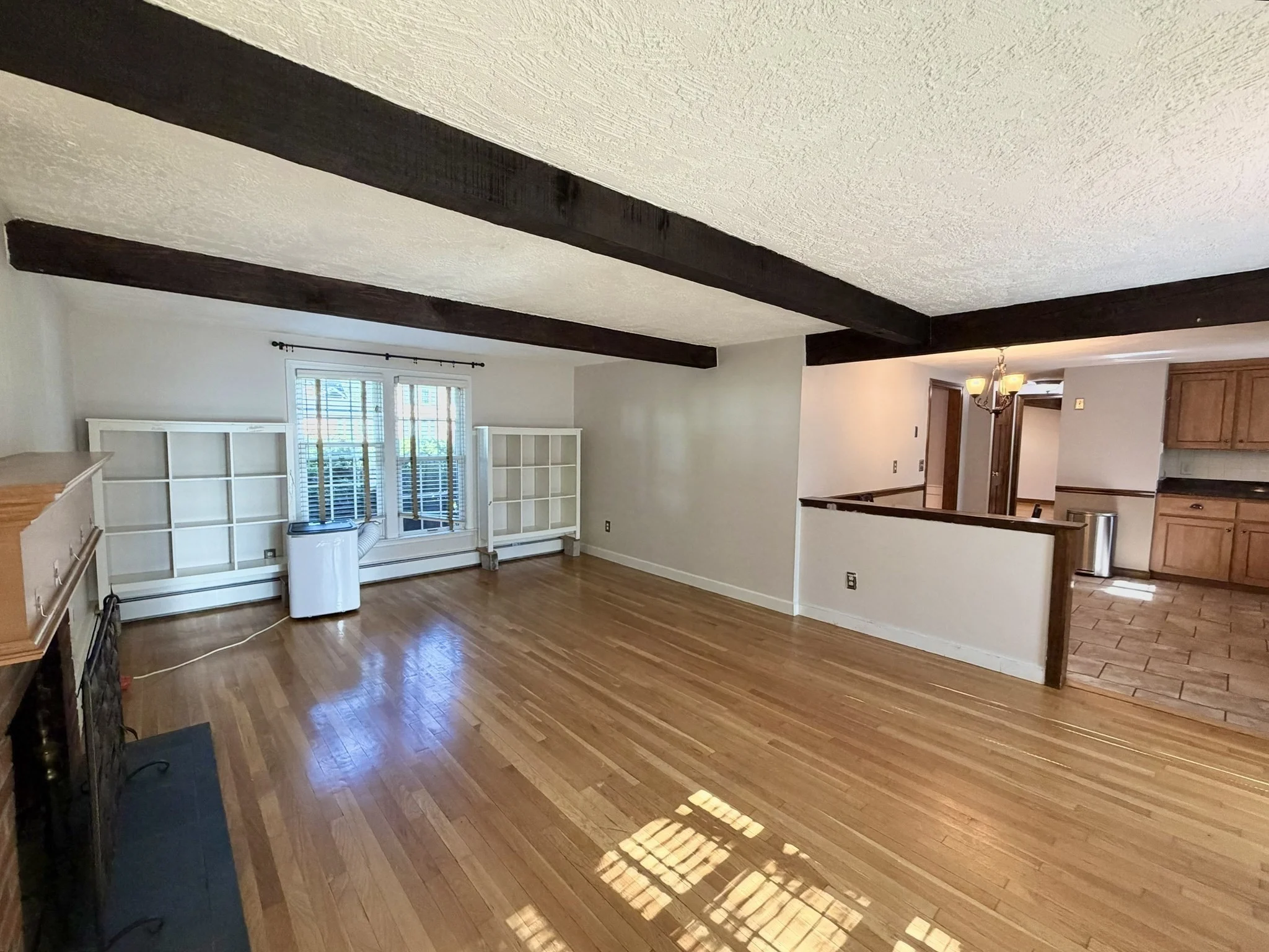 4 bed, 2 bath apartment for rent at 8 Robin Rd, Milford — photo 6 of 27