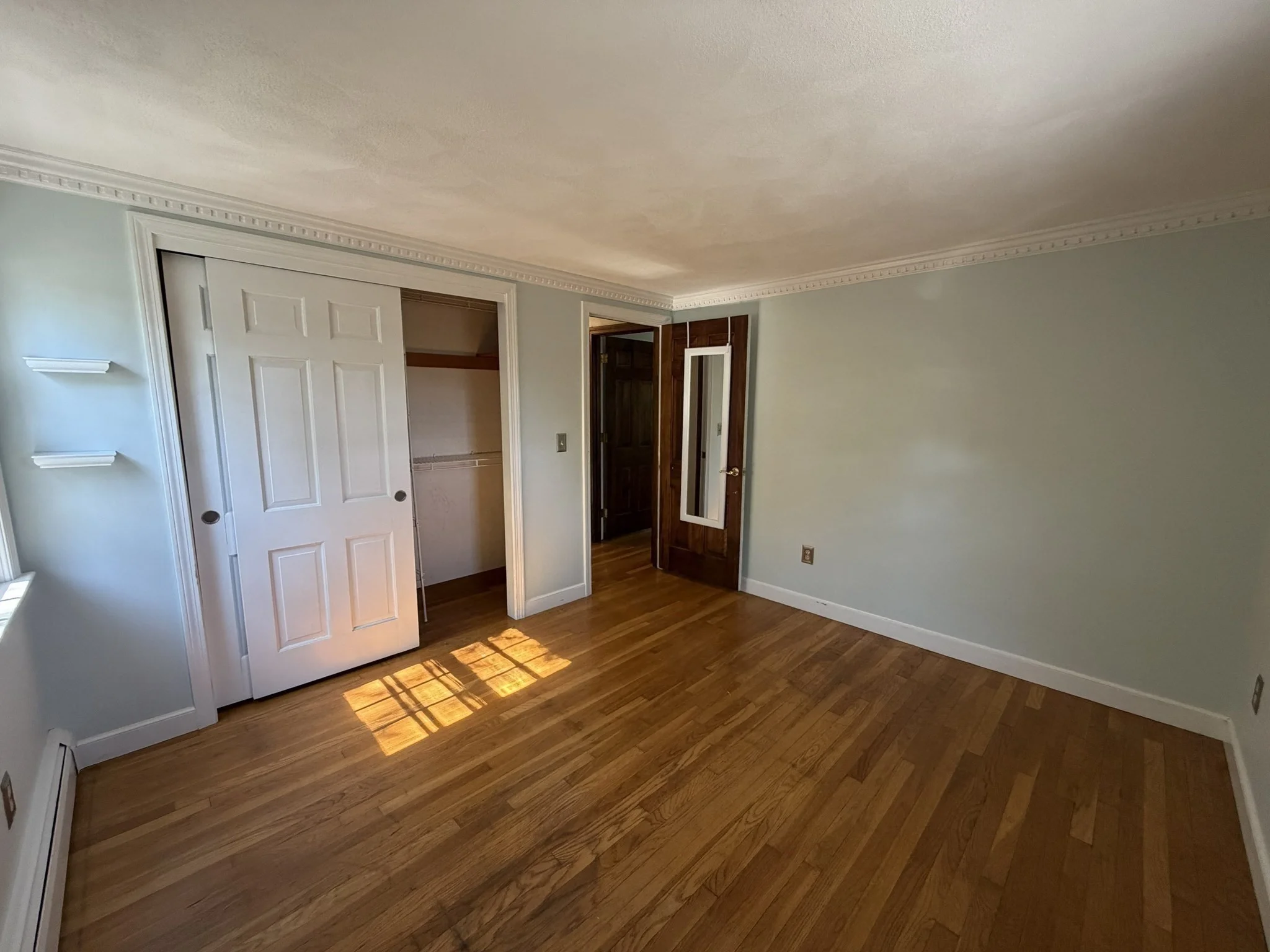 4 bed, 2 bath apartment for rent at 8 Robin Rd, Milford — photo 16 of 27