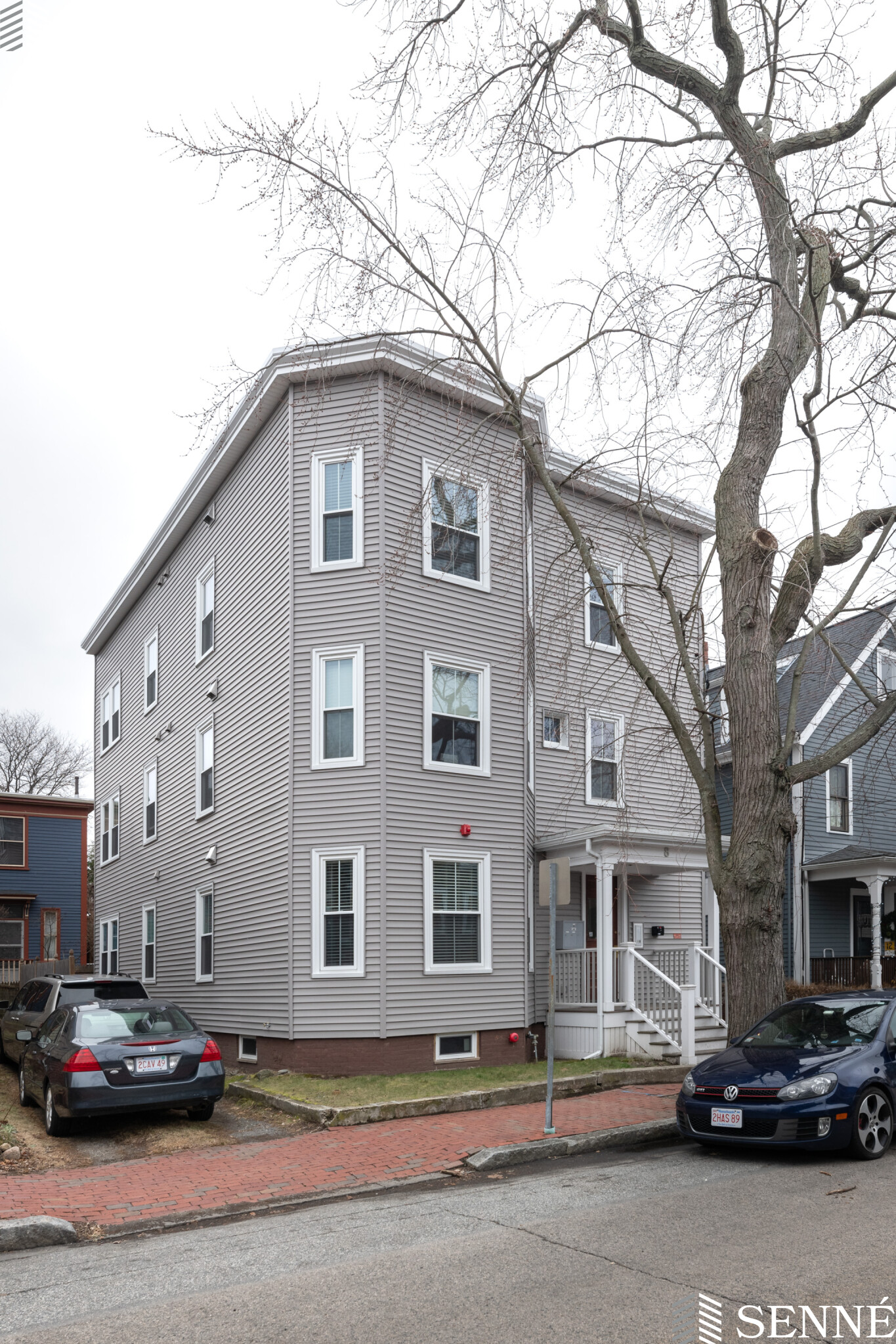 2 bed, 2 bath apartment for rent at 8 Rockingham Unit 2, Cambridgeport — photo 3 of 17