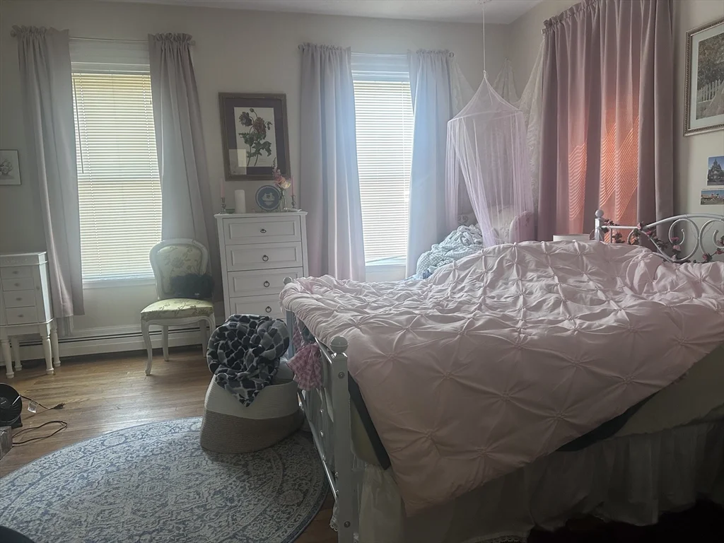 3 bed, 2 bath apartment for rent at 8 Sackville St Unit 3, Charlestown — photo 6 of 12