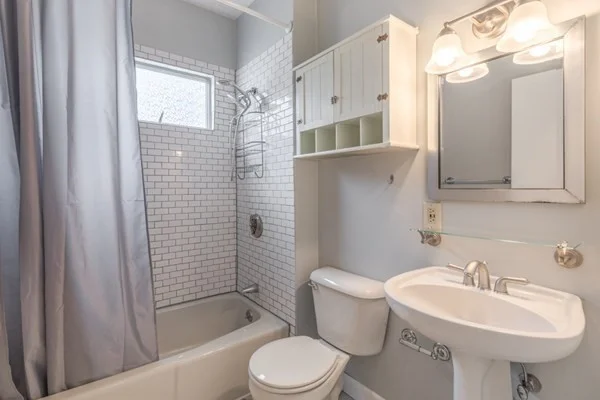 2 bed, 1 bath apartment for rent at 8 Sanger St Unit 3, South Boston — photo 6 of 9