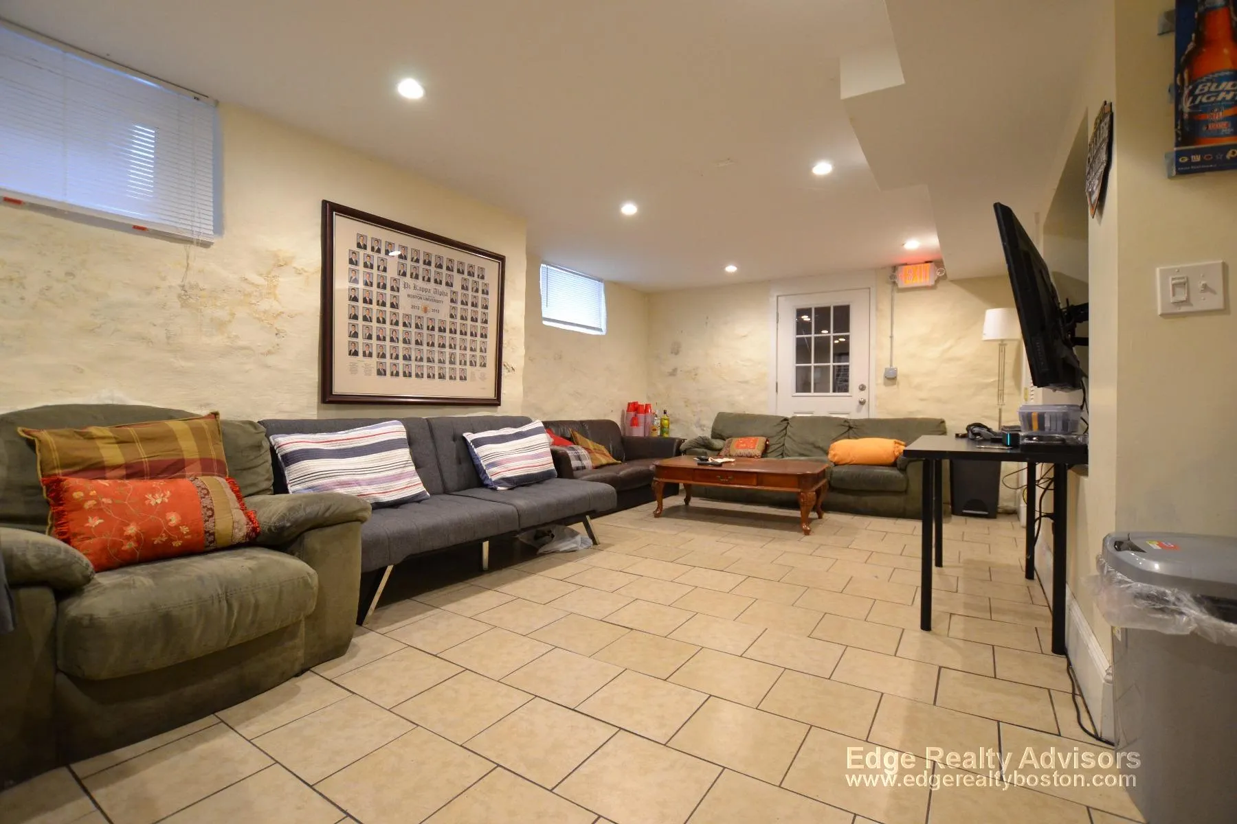 5 bed, 2.5 bath apartment for rent at 8 Sawyer Ter Unit 1, Allston — photo 8 of 27