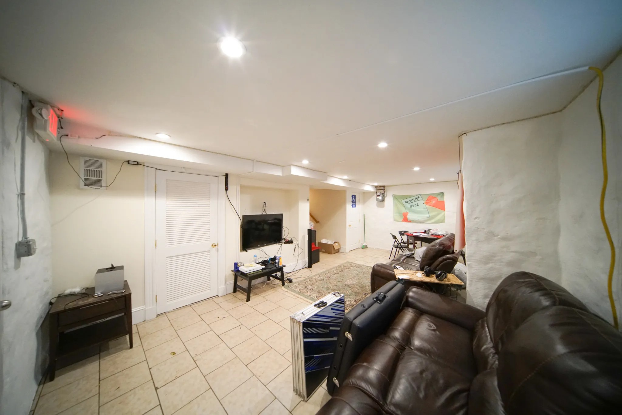 5 bed, 2.5 bath apartment for rent at 8 Sawyer Ter Unit 1, Allston — photo 22 of 27