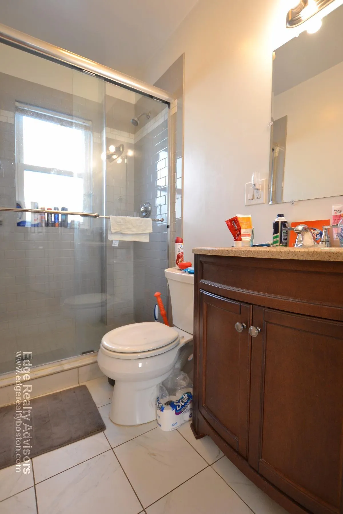 5 bed, 2.5 bath apartment for rent at 8 Sawyer Ter Unit 1, Allston — photo 10 of 27
