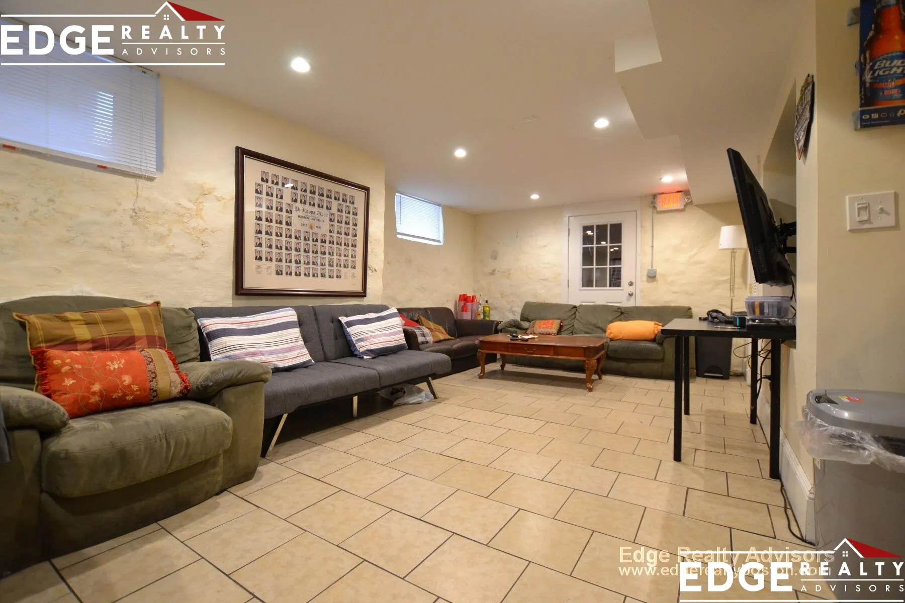 5 bed, 2.5 bath apartment for rent at 8 Sawyer Ter Unit 2, Allston — photo 12 of 13