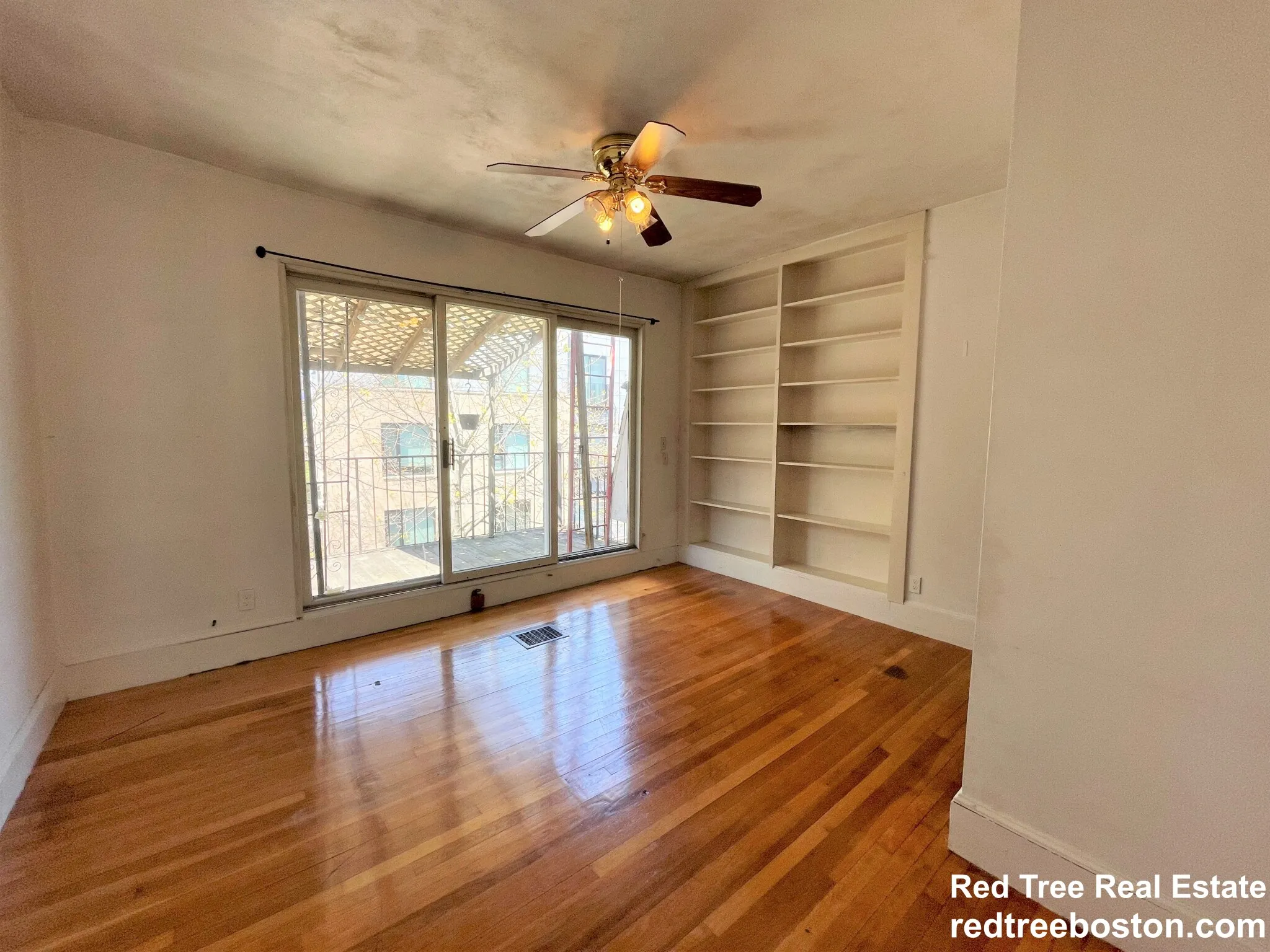 5 bed, 2.5 bath apartment for rent at 8 Sewall St Unit 1, Mission Hill — photo 7 of 29