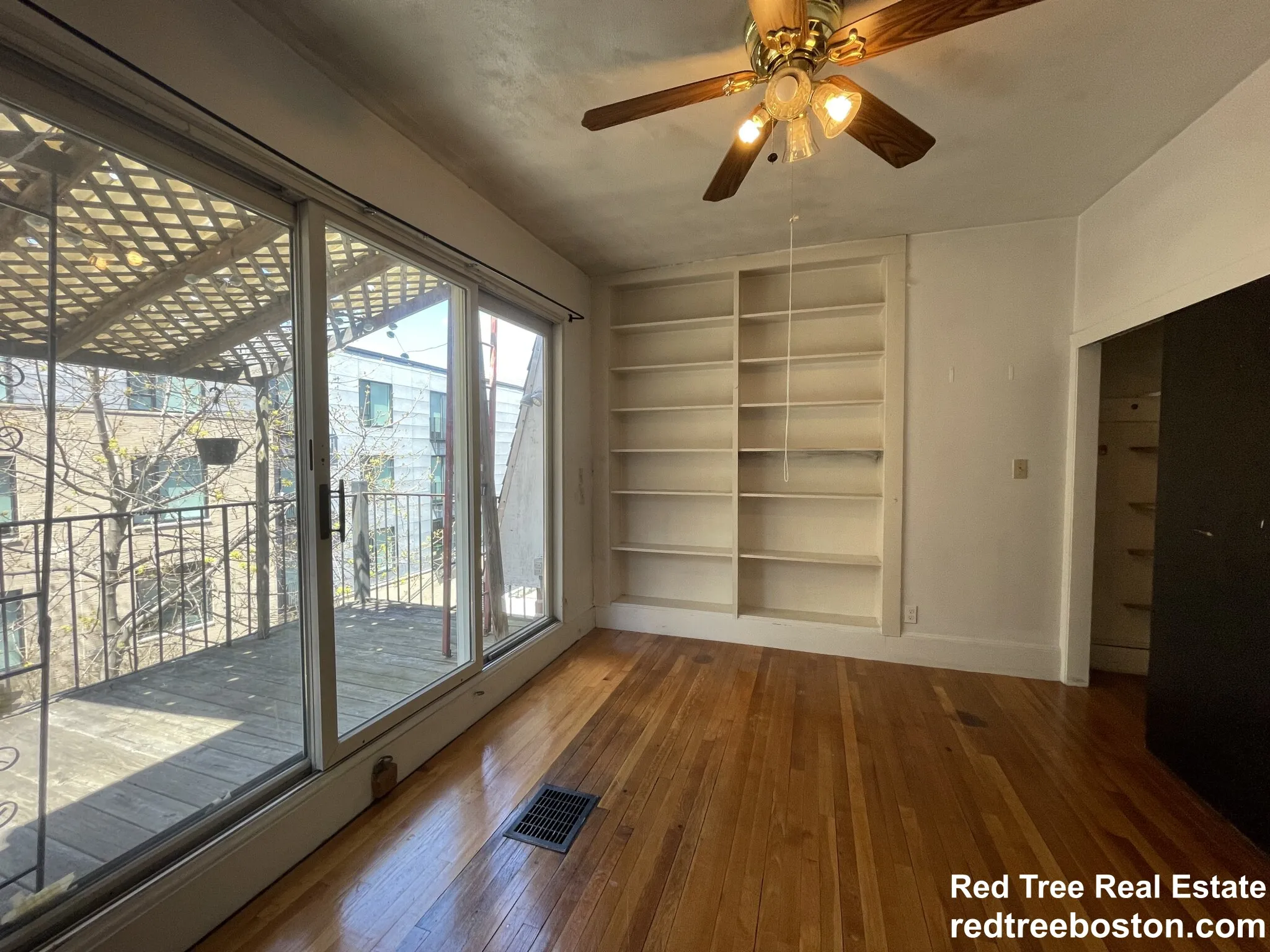 5 bed, 2.5 bath apartment for rent at 8 Sewall St Unit 1, Mission Hill — photo 9 of 29