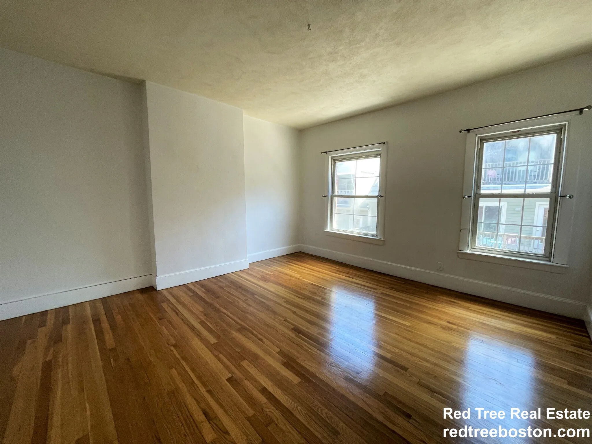 5 bed, 2.5 bath apartment for rent at 8 Sewall St Unit 1, Mission Hill — photo 12 of 29