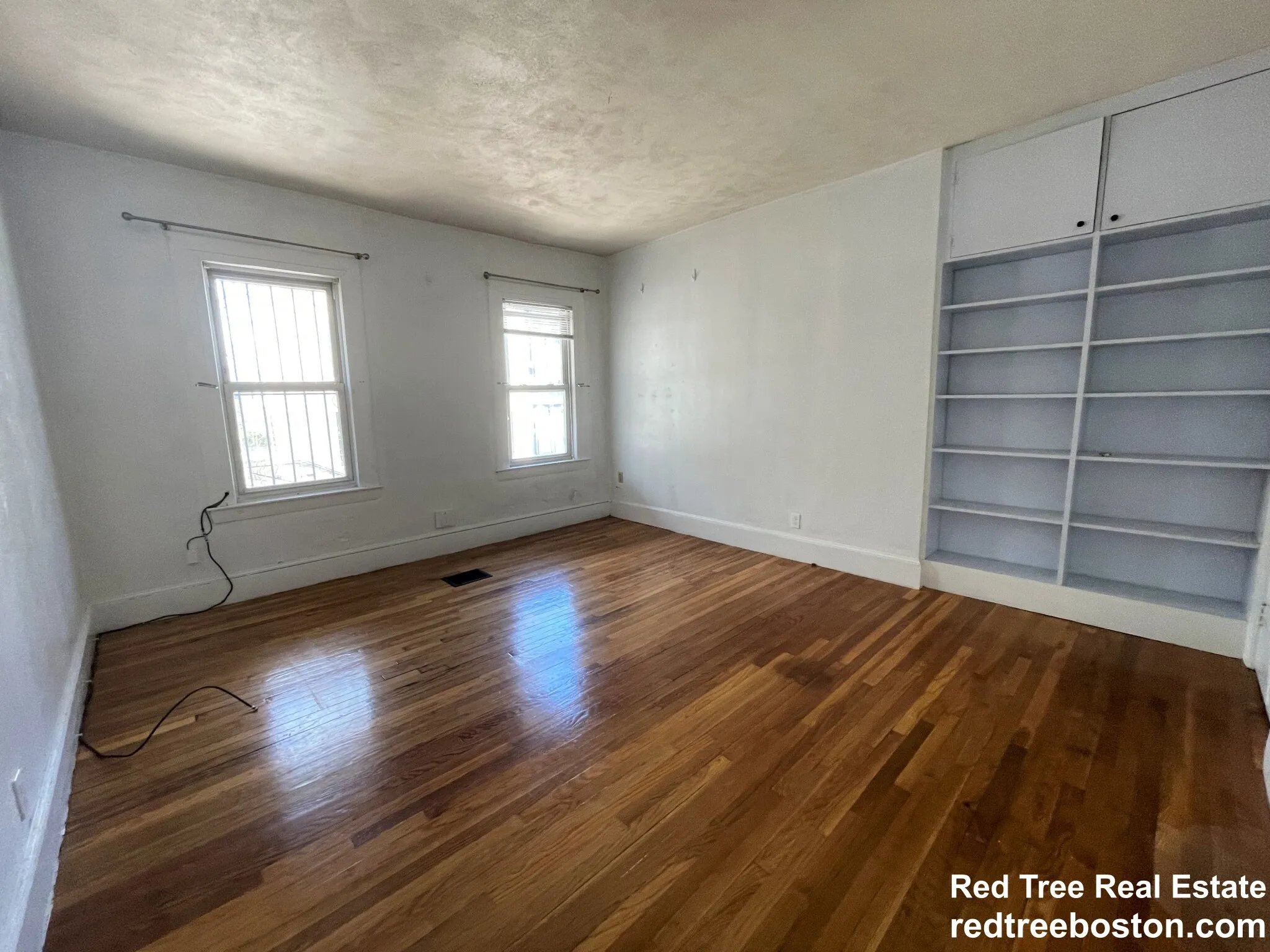 5 bed, 2.5 bath apartment for rent at 8 Sewall St Unit 1, Mission Hill — photo 18 of 29